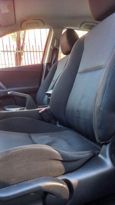 Mazda 3 | estimated64285492361219125