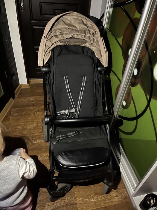 Коляска прогулянкова Carrello Delta