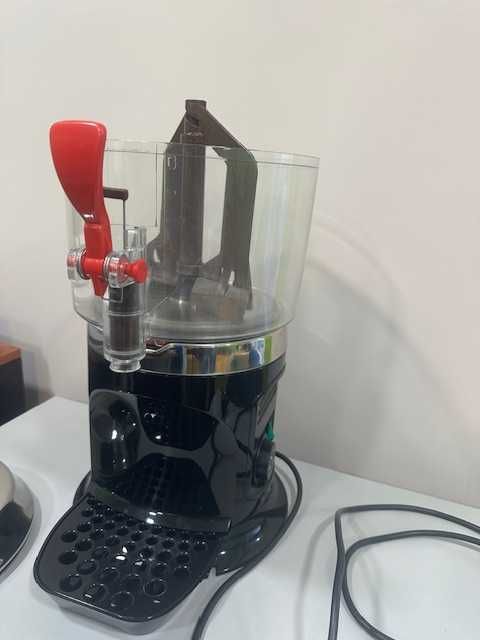 Chocolateira profissional, grande qualidade, pouco uso