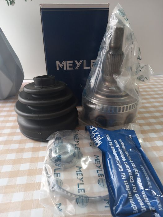 Шрус внутренний и наружный Мерс. Вито