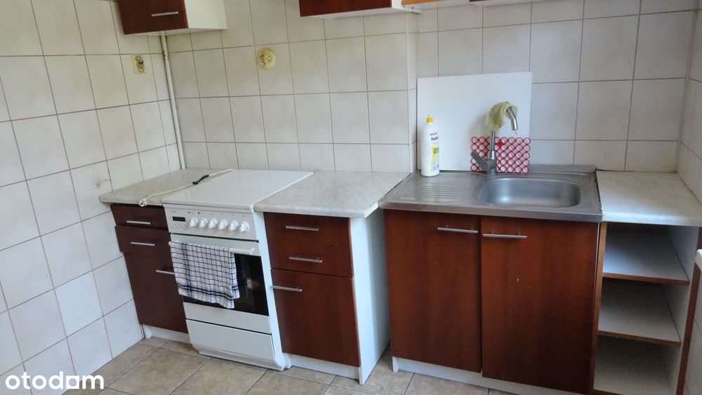 WYNAJEM Centrum 2 pokoje 1 piętro parking targ ul. Piastowska