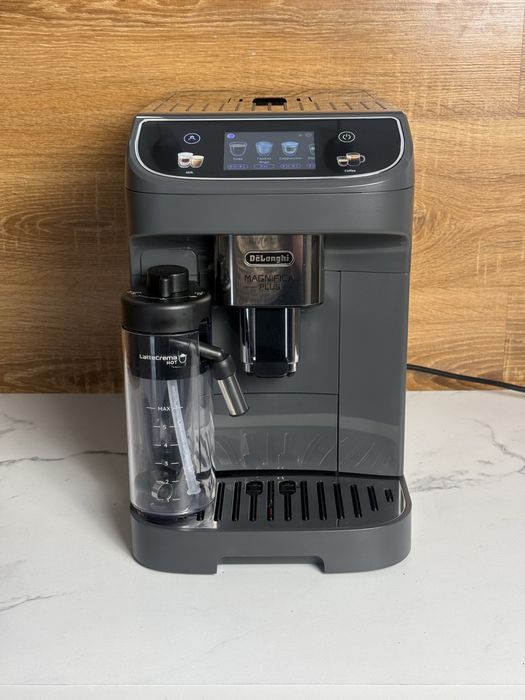 Кавомашина DeLonghi Magnifica Plus з Гарантією !!!