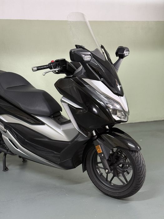 Honda Forza 300 ABS