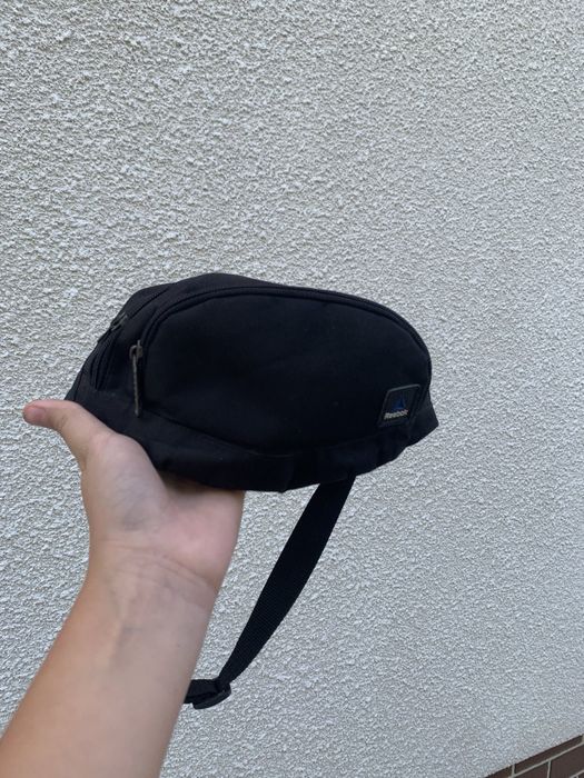 Сумочка поясна у дуже хорошому стані