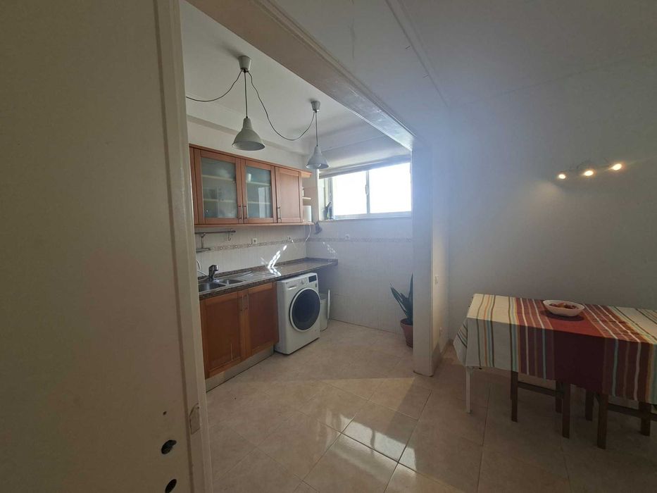 Apartamento T2- Mem Martins - 251.000