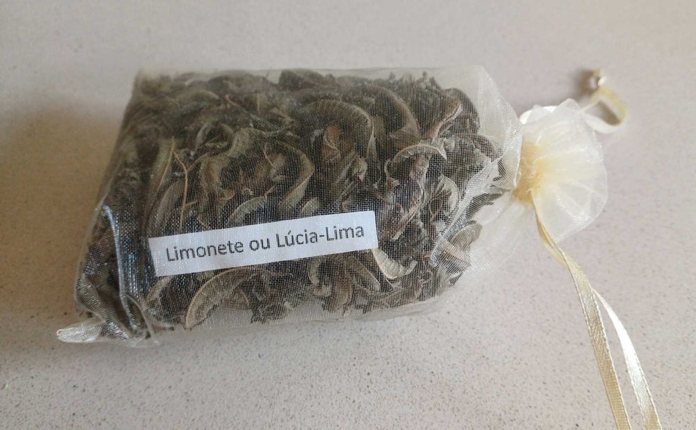 Chá de Limonete ou Lúcia Lima