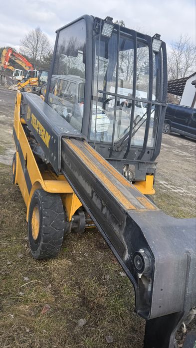 Wózek  widłowy teleskopowy JCB