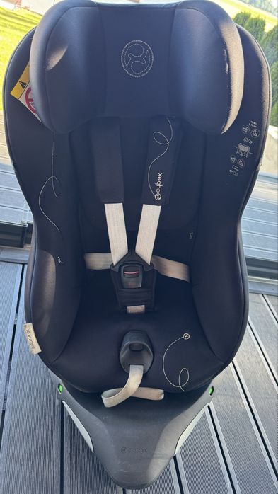Cybex Sirona Gi I-Size Fotelik Samochodowy 0-20kg Plus Moon Black