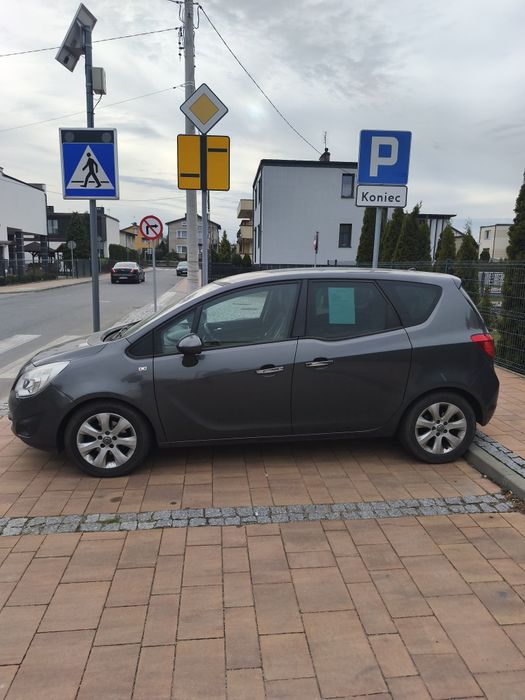 Sprzedam Opla Merivę 1.3 diesel