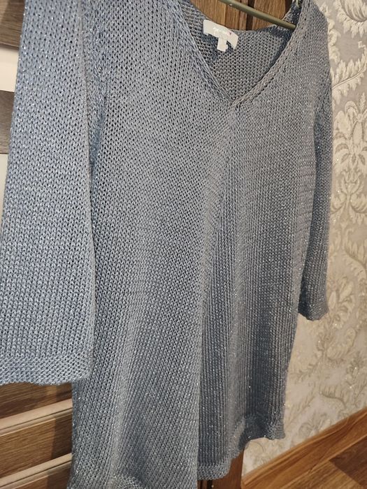 Продам жіночий светр