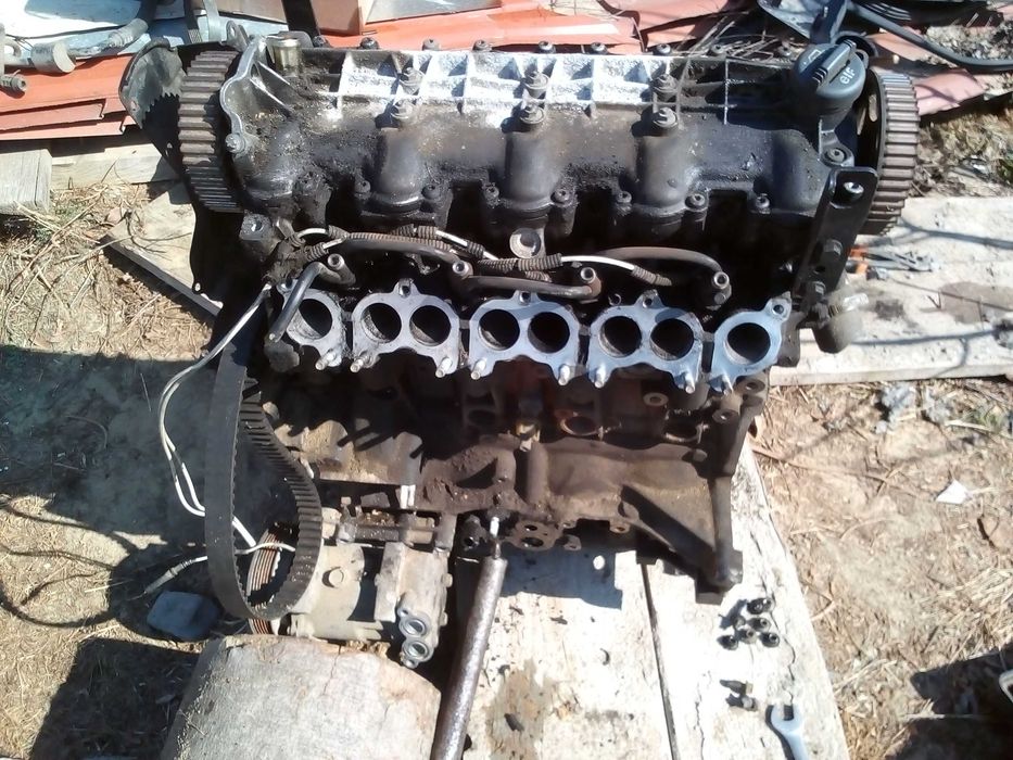 Головка блока циліндрів ГБЦ 7701468160 Рено Renault двигун 2.2TD G8T