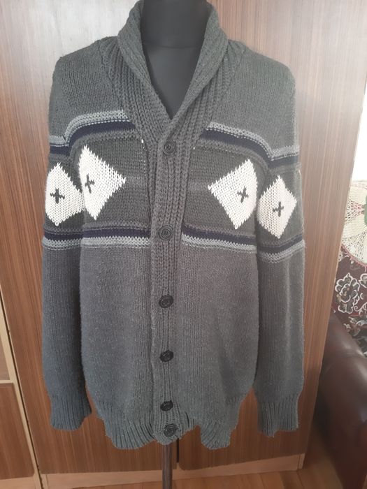 Sweter Cedar Wood State M