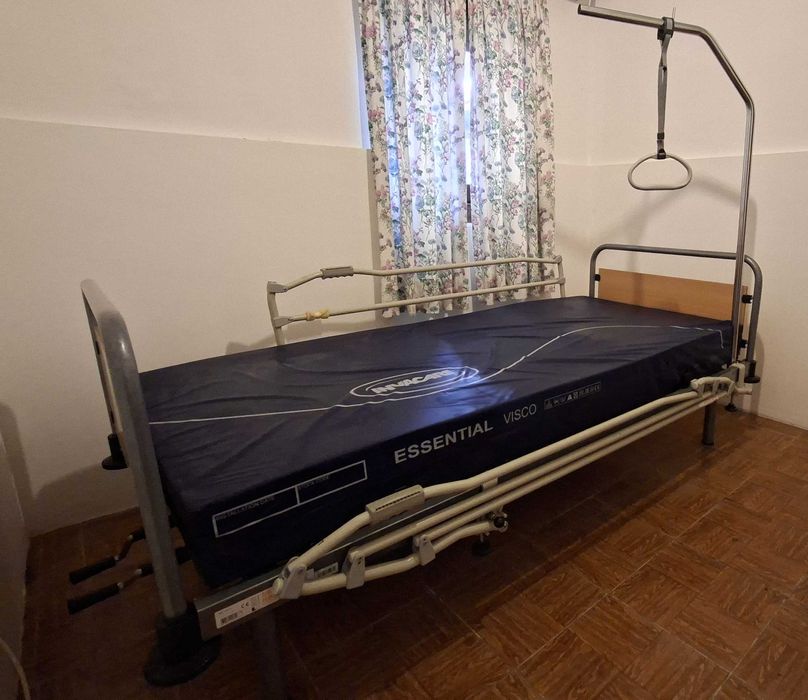 Cama articulada manual com colchão