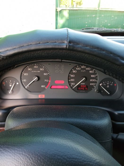 PEUGEOT 406 -Em excelente estado, baixíssima quilometragem!