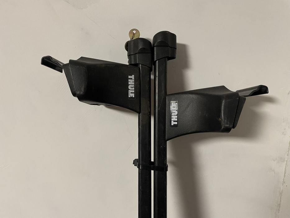 Bagażnik dachowy THULE – belki 135 cm – system na krawędź dachu