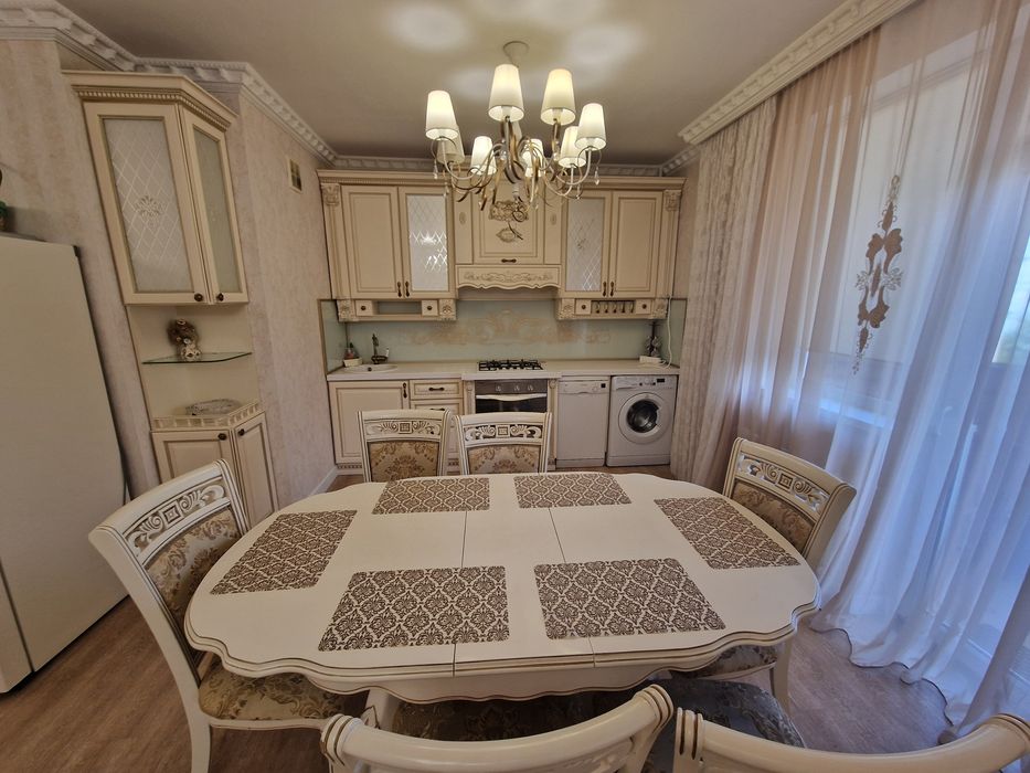 Продажа 2ой квартиры в новострое Александровский посад