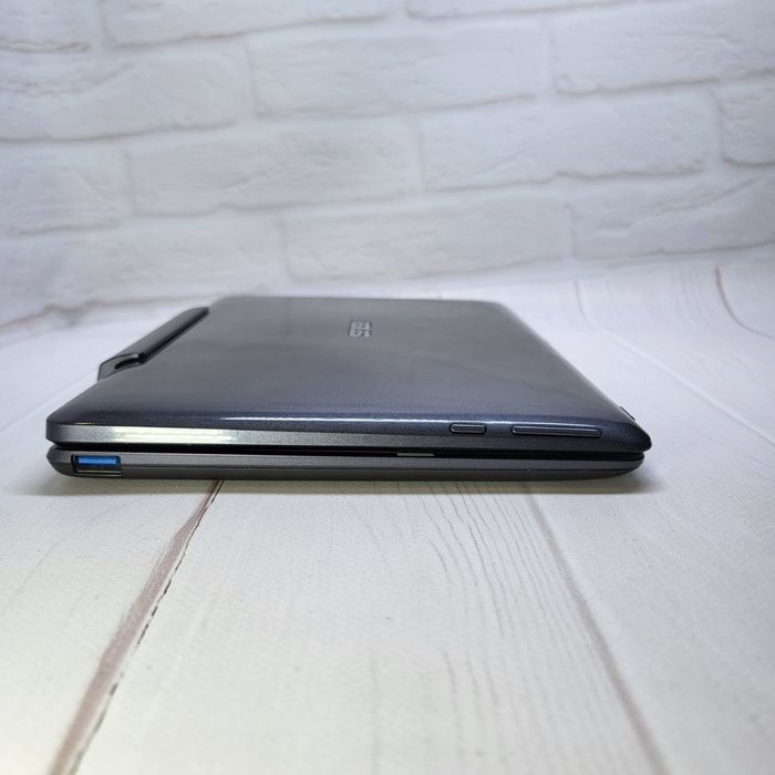 Продам ноутбук  Asus transformer book T100TA | Intel Atom Z3740 | SSD 32 | LPDDR3 2gb
