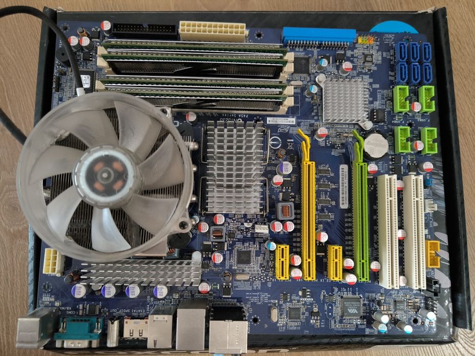 Vendo Bundle Board CPU e RAM64286445907073123