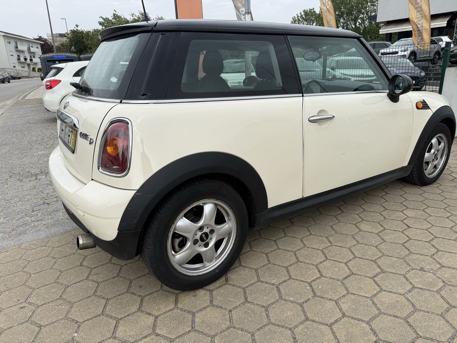 Mini one d nacional 156.000 km