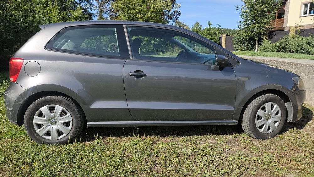 Volkswagen Polo 2010, 1,2 бензин