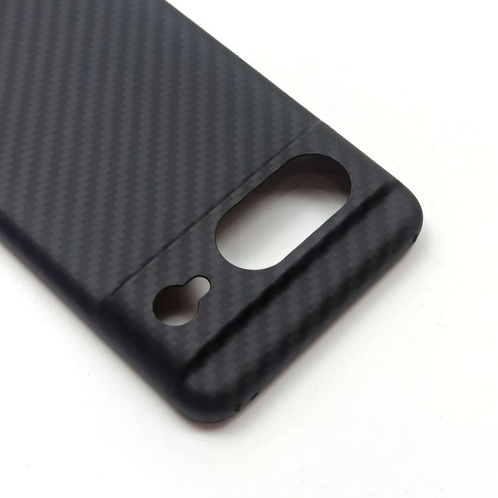 Чехол из настоящего карбона для Google Pixel 8