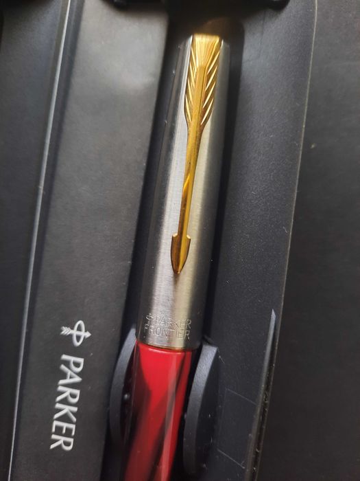 Caneta Parker com OURO como NOVA Lançada em 1996 e produzida até 2012