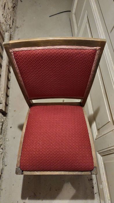 Krzesła tapicerowane