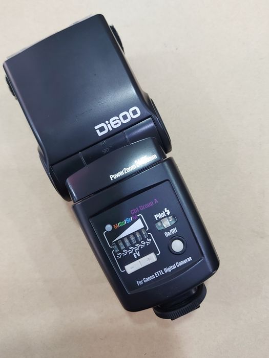 Flash Nissin Di600 p/ Canon