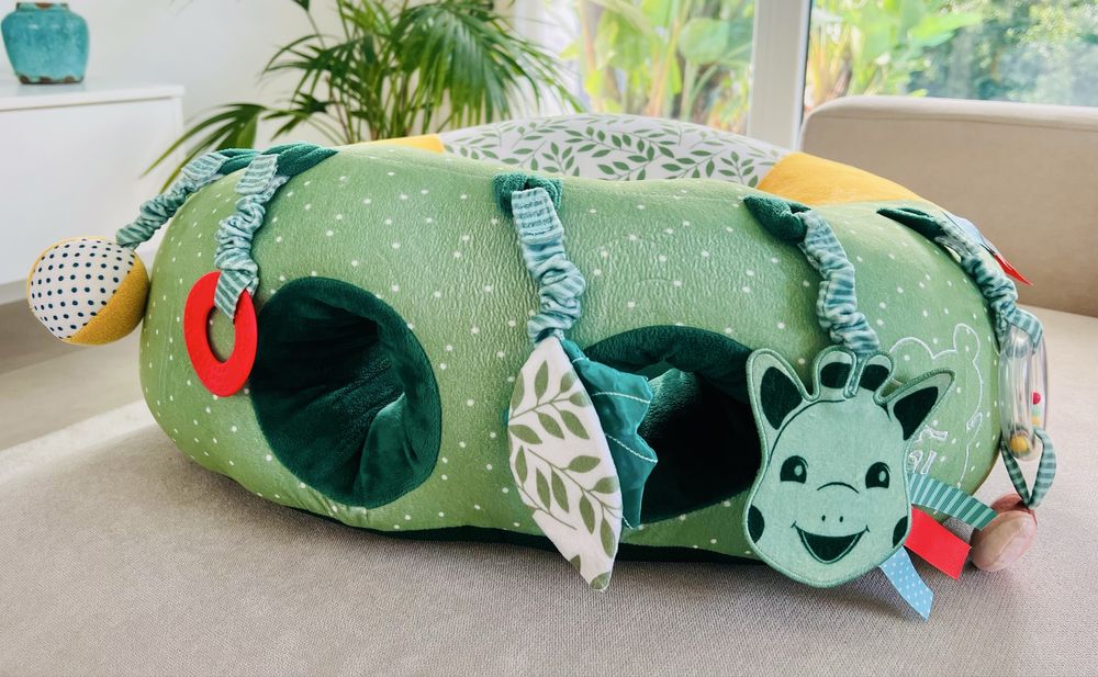 Almofada/ Assento de Actividades - Sophie la Girafe