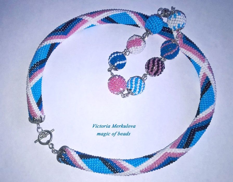 Украшения из бисера