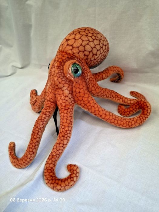 Осьминог оранжевый мягкая игрушка 33 см игра в кальмара