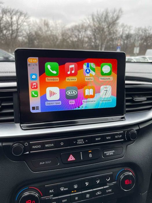 Kia ProCeed офіційне авто.