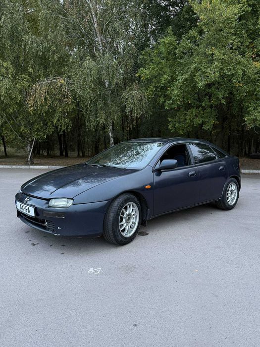 Mazda 323F BA 1998