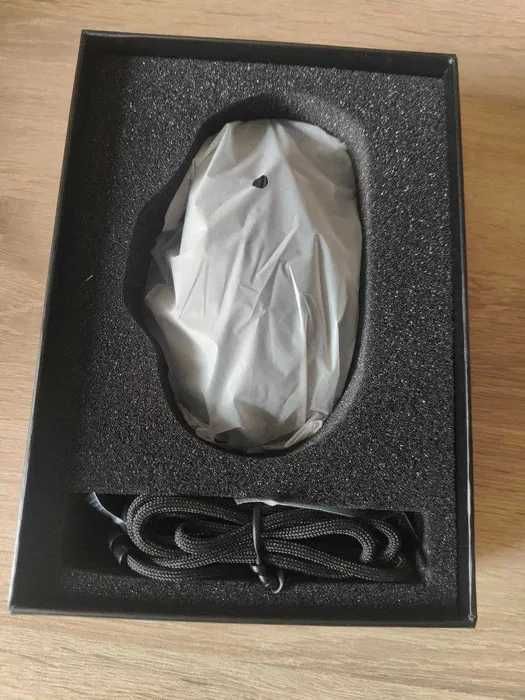 Ергономічна бездротова мишка Keychron M7 Wireless