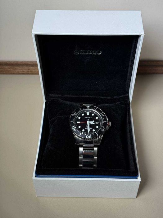 Годинник Seiko SNE589P1