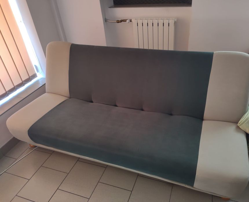 Używana wersalka w bardzo dobrym stanie