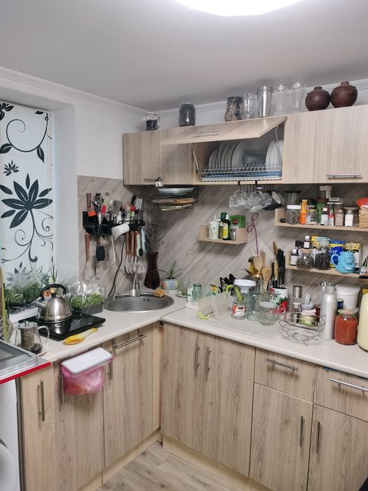 Продаж будинку ( частини) та земельної ділянки під ЗАБУДОВУ