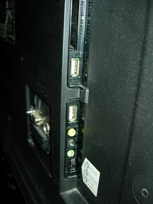 TV Panasonic TX-32A300E 32" + pilot