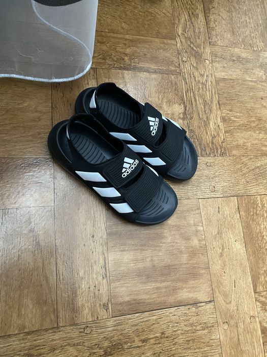 Сандалі босоніжки Adidas