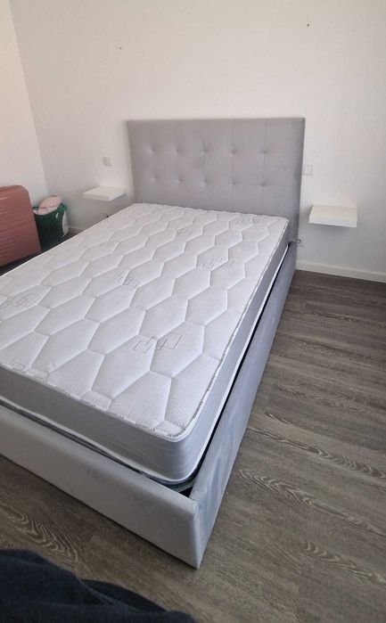 Camas de Casal Estofadas de Luxo 199€ Disp. em Várias Cores! 190x140m!