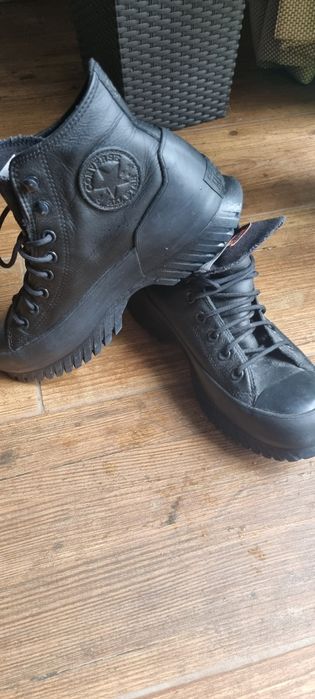 Продам ботинки converses