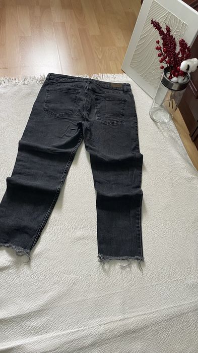 Джинси мом жіночі bershka