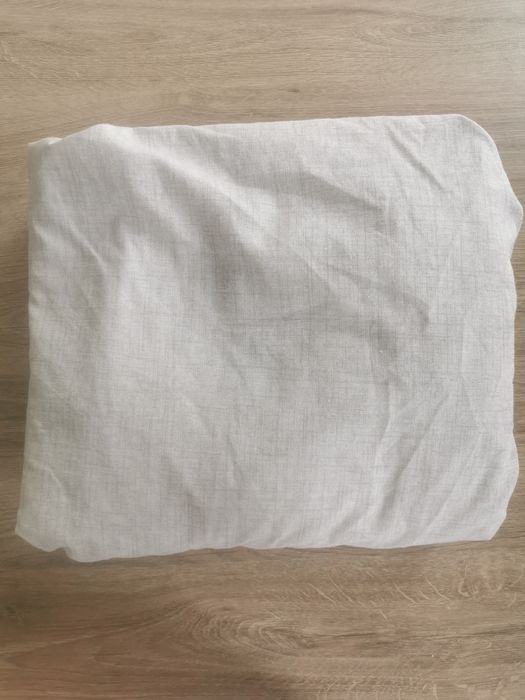 Szare prześcieradło na gumce 100x190