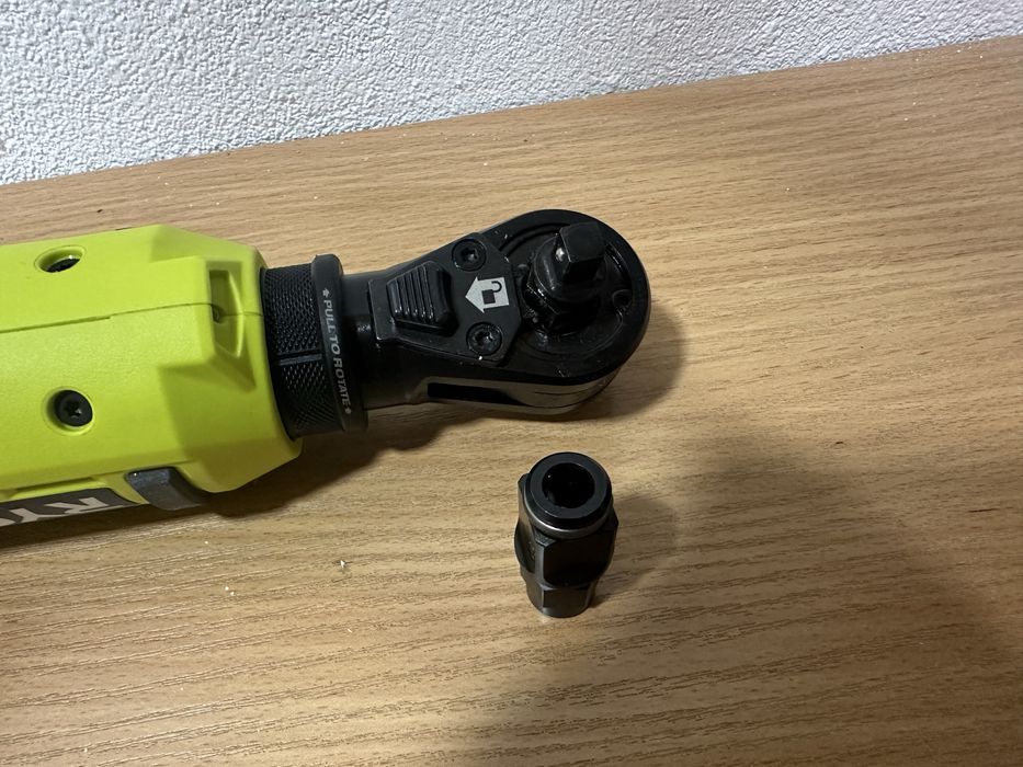 Гайковерт, трещітка Ryobi pcl280