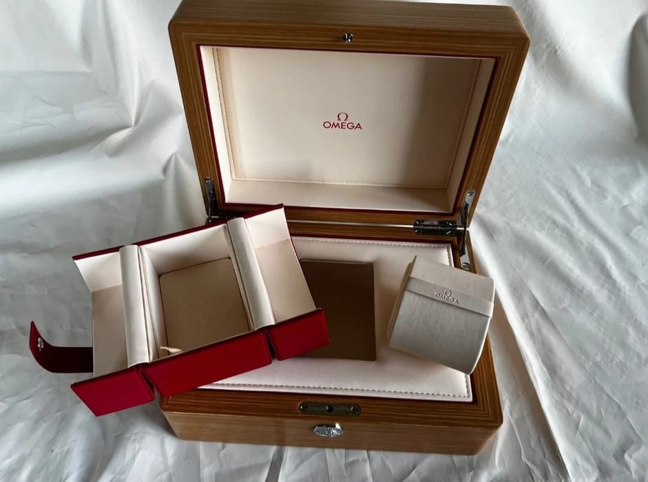 Nowe Drewniane Pudełko na Zegarek Box Szkatułka po Zegarku OMEGA Etui