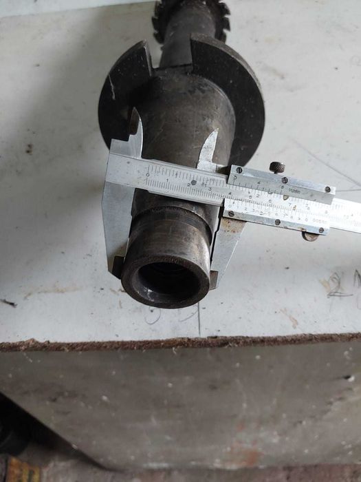 Frez , wałki i matryce trapez