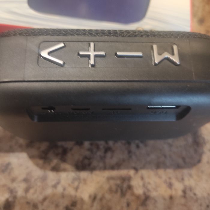 Портативна bluetooth акустична колонка флешка USB microSD FM радіо mp3