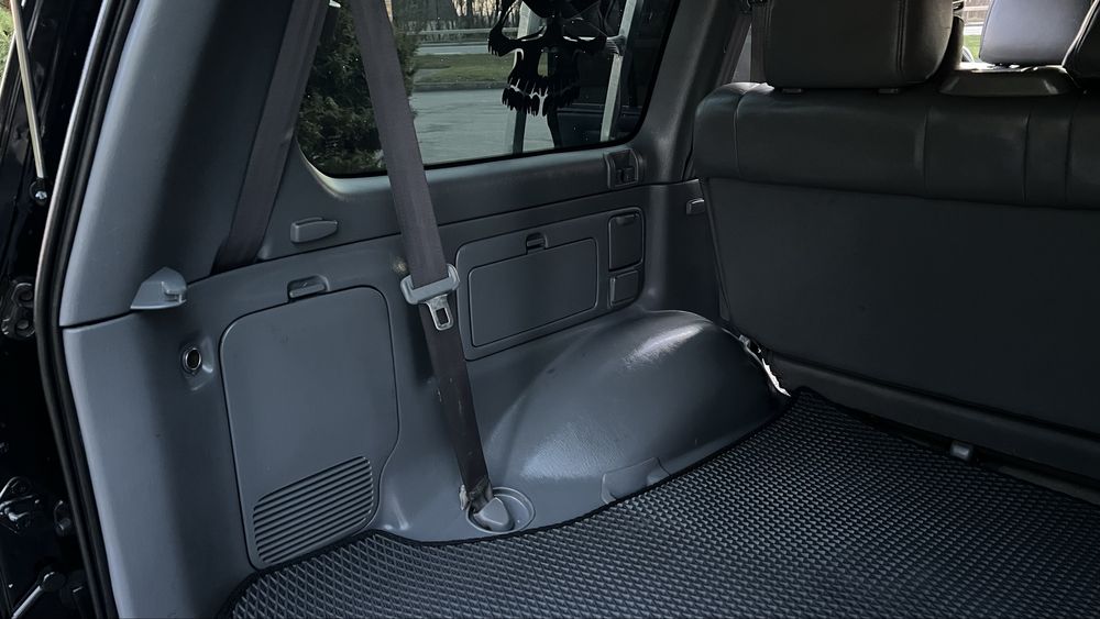 Toyota Land Cruiser 100 4.7 off-road