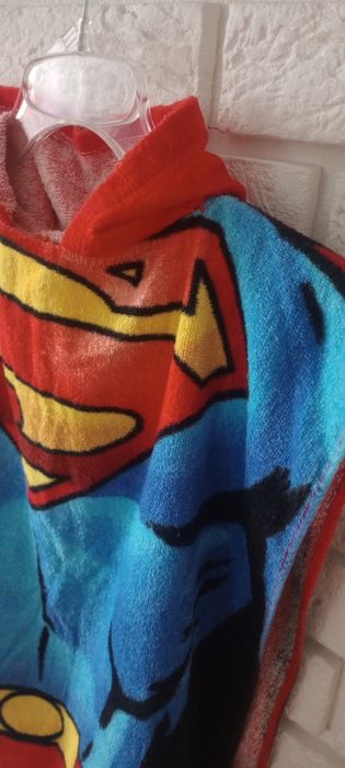 Ponczo kąpielowe dla chłopca Supermen