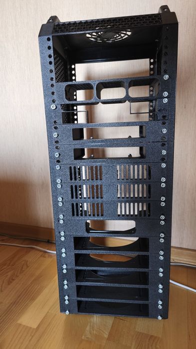 модульна міні-стійка для HomeLab (Raspberry Pi/mini-PC/мережа)